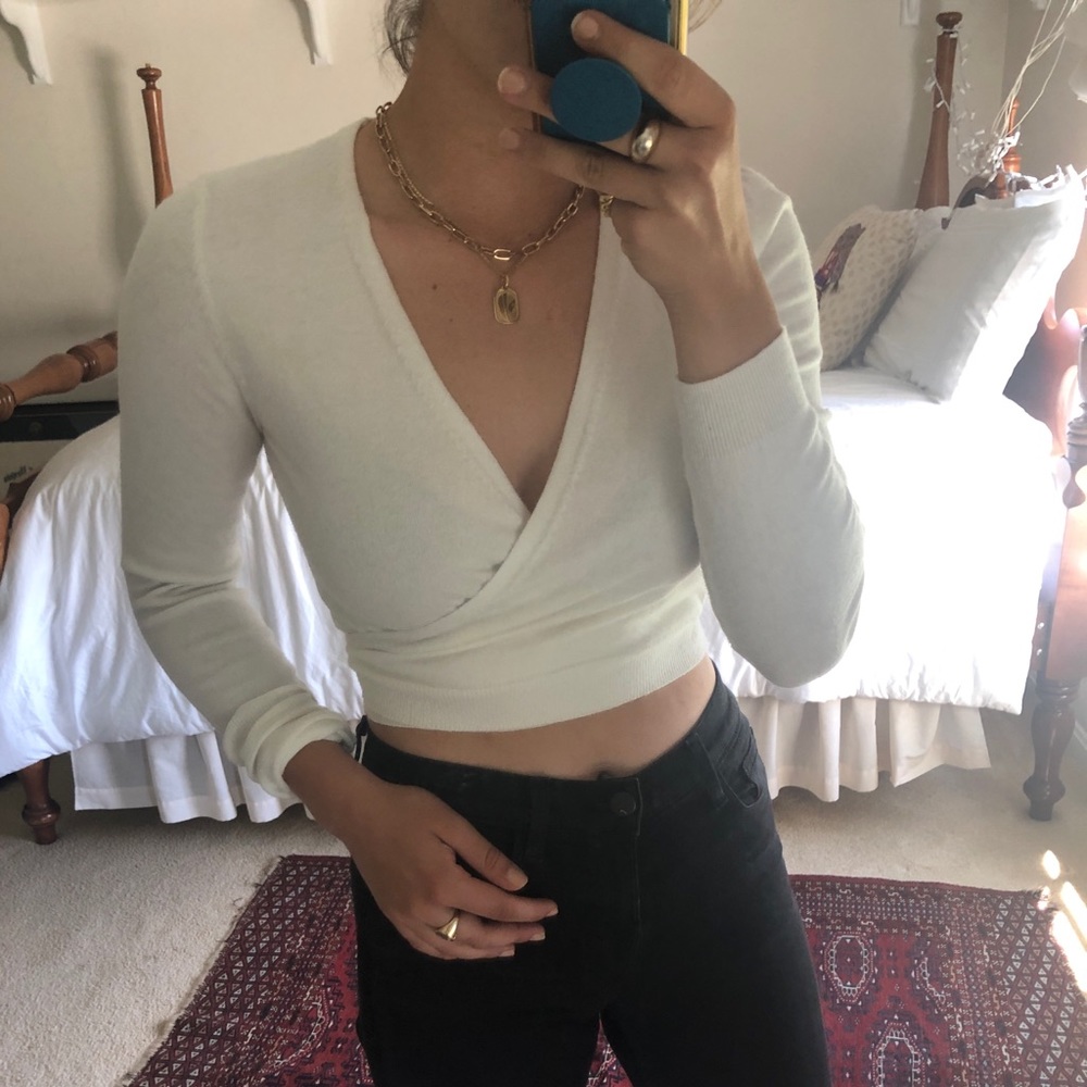 White tie top